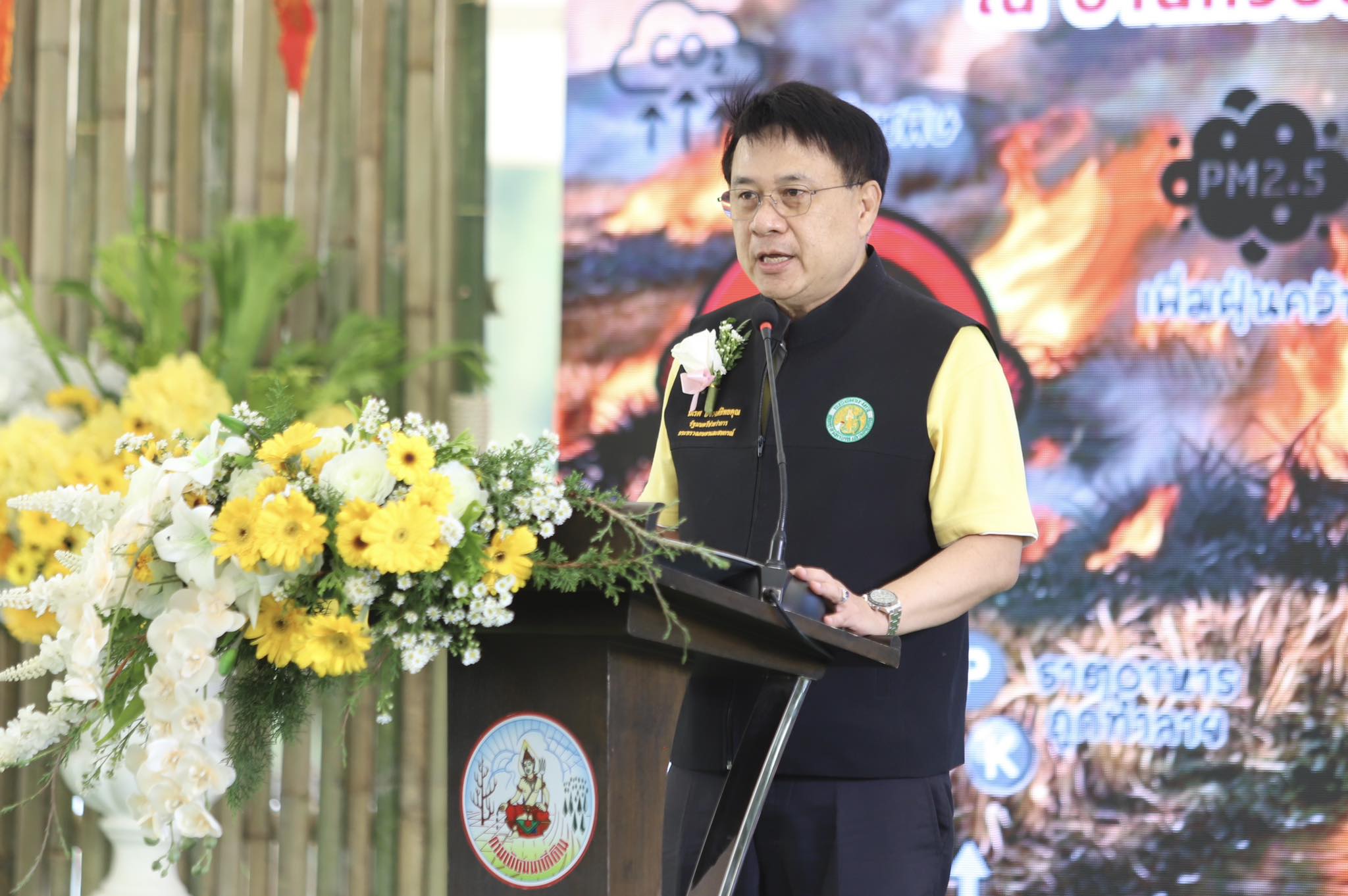 title - เลขาฯ ส.ป.ก. ร่วมงาน “ไถกลบ ตอซัง สร้างดินยั่งยืน ฟื้นสิ่งแวดล้อม”